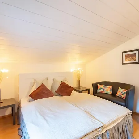 With A Shared Sauna In Apartment