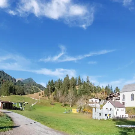 Apartment With A Shared Sauna In Bichlbach