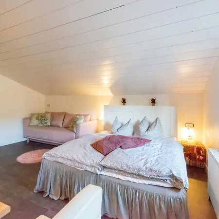With A Shared Sauna In Apartment