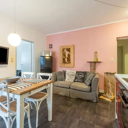 With A Shared Sauna In Apartment Bichlbach