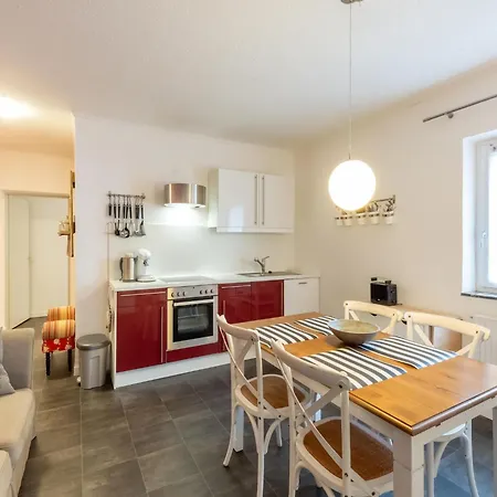 Apartment With A Shared Sauna In