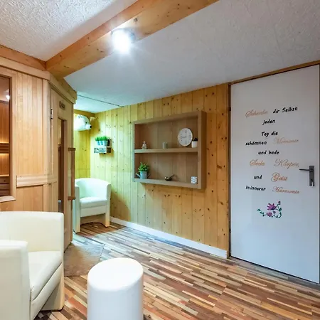 With A Shared Sauna In 比荷巴赫